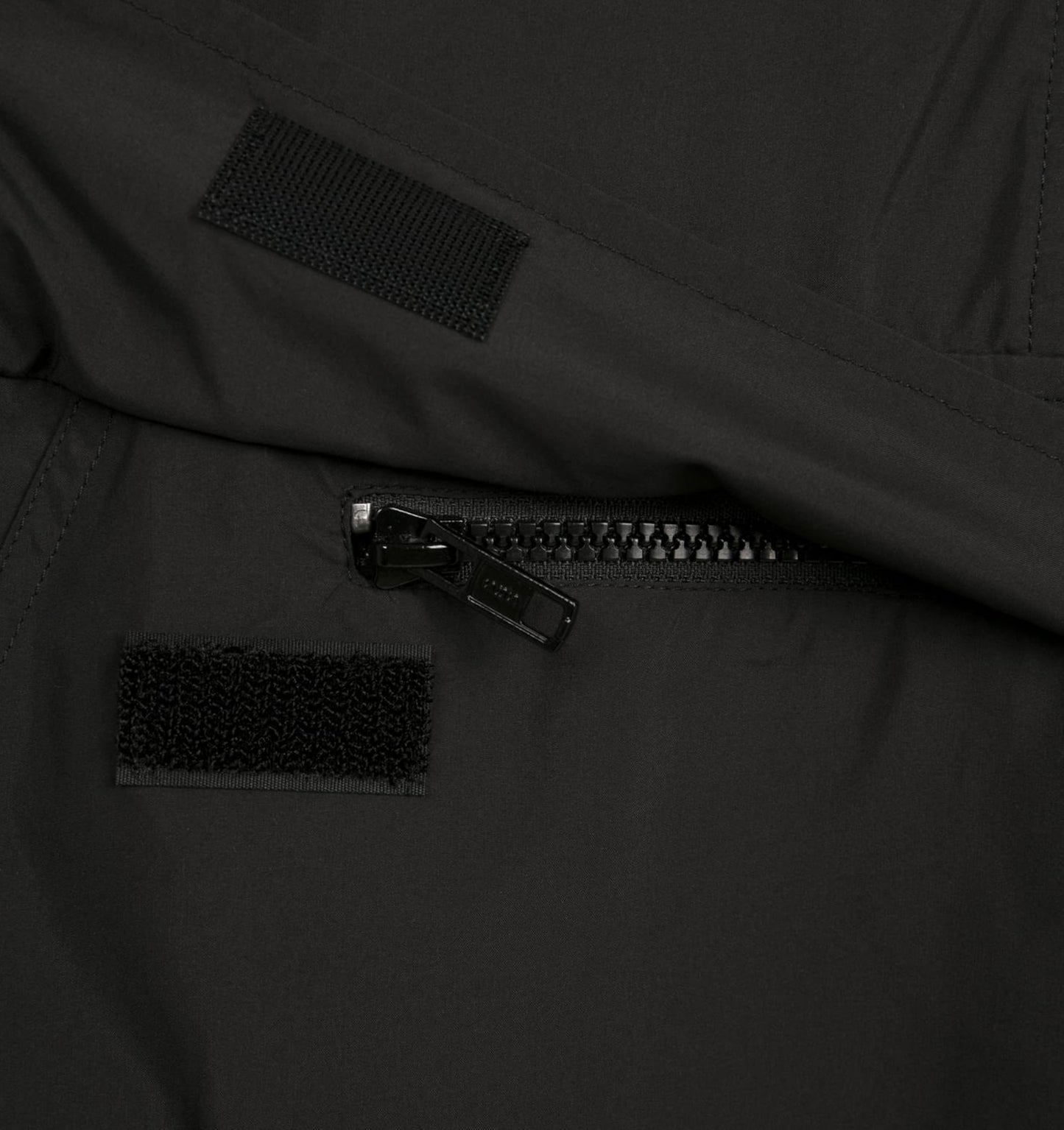 KAMPFGEIST - Windbreaker